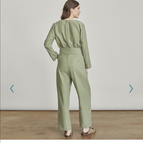 BRAND NEW Elizabeth and James Jumpsuit Size S - Picture 3 of 6